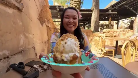 Pineapple crisp sundae at Tamu Tamu Refreshments
