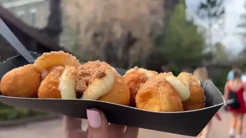 Cinnamon roll bites at DeLacey's Cottage