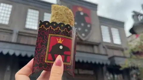Savory hand pies (coffins) at Six Ravens